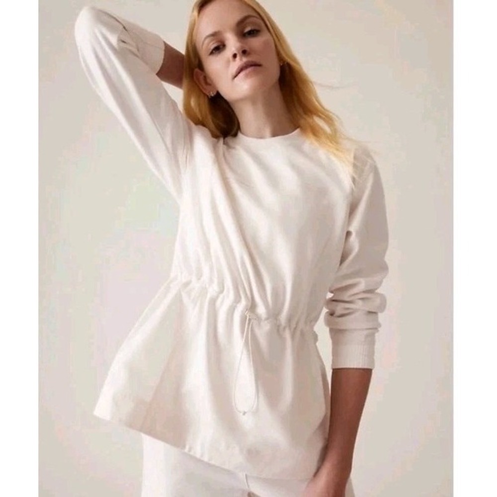 NEW Athleta Triumph Hybrid Sweatshirt Womens XL Ivory Magnolia Athleisure Jacket